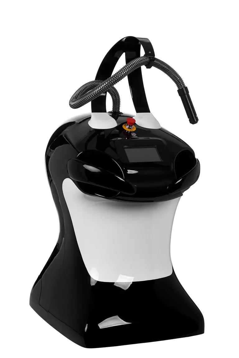Cryofan CF-05 nero visto di tre quarti